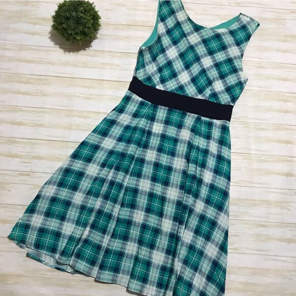 Long Modest Fit Flare Sleeveless Midi Dress Blue Green Plaid Size Medium - Picture 1 of 7
